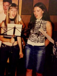 adela popescu si elena gheorghe