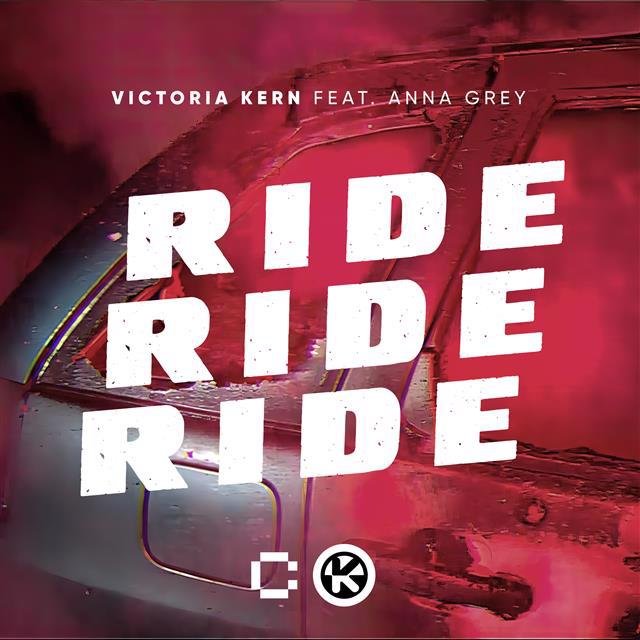Victoria Kern si Anna Grey - Ride Ride Ride
