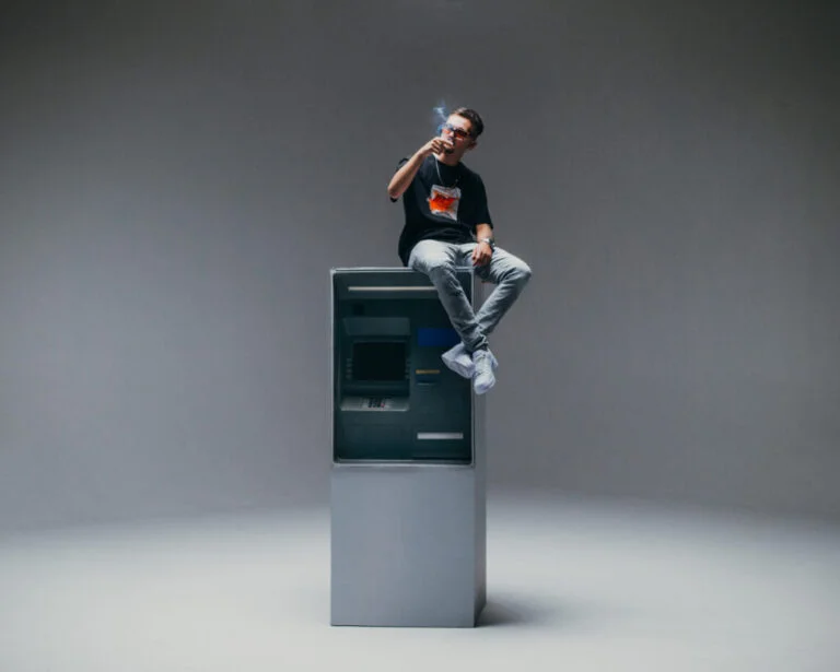 BLANCO lansează albumul de debut BLANCOMAT, alături de Def Jam Recordings România