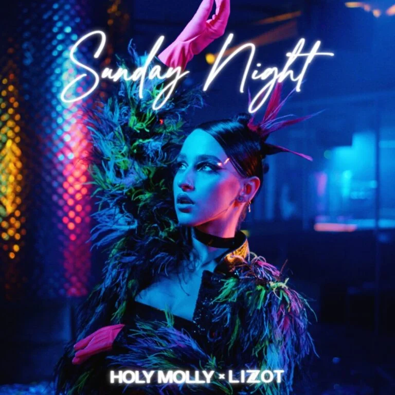Holy Molly - LIZOT - Sunday Night