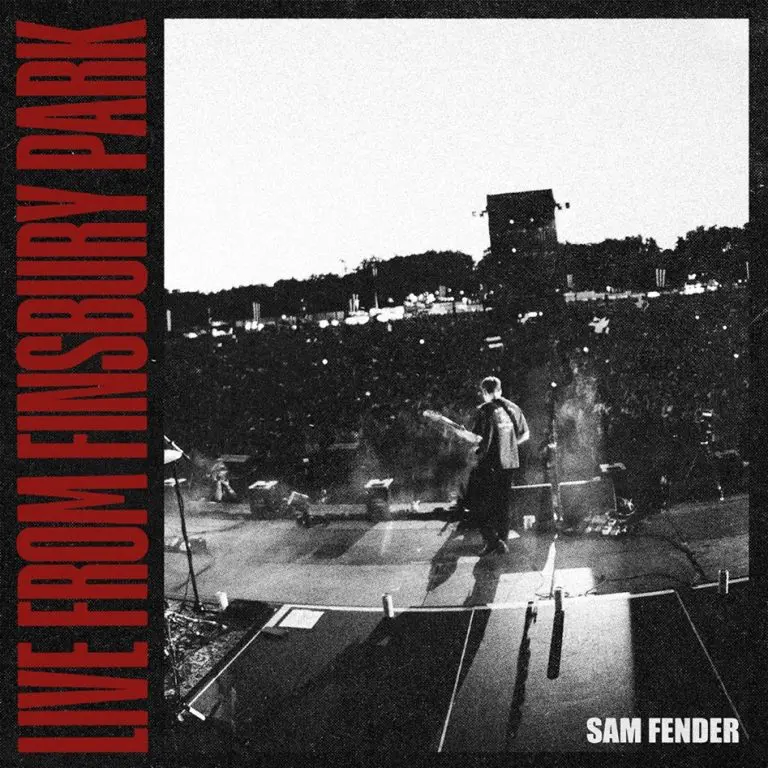 Sam Fender a lansat ediția live a albumului Seventeen Going Under